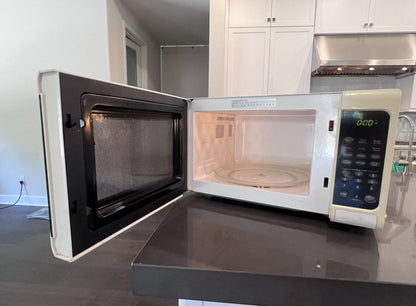 Microwave Oven